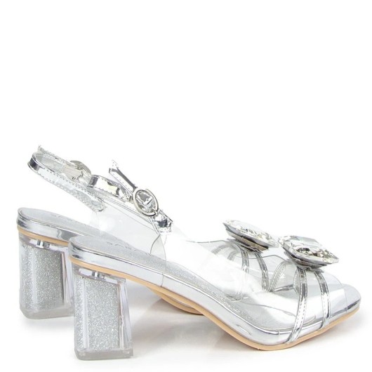 Sandały Sabatina 985-7 Silver – elegancja i wygoda w srebrnym wydaniu