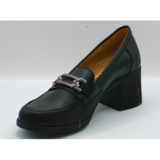 Brodacz – półbuty damskie skórzane na grubym obcasie czarne