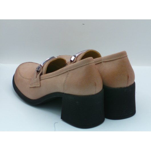 Półbuty damskie skórzane Brodacz – beżowy nubuk