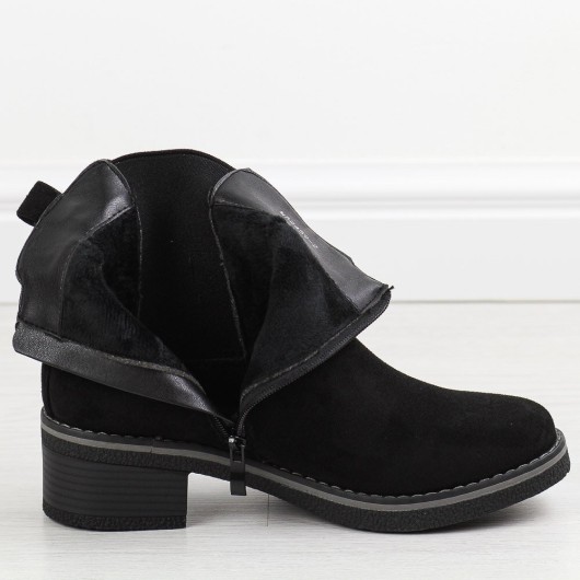 Czarne zamszowe botki damskie M.Daszyński 2459-2