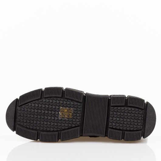 Czarne skórzane botki damskie na traperze T.Sokolski