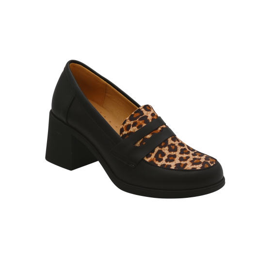 Półbuty skórzane damskie Brodacz czarne na obcasie z panterką