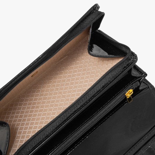 Czarny skórzany lakierowany portfel damski