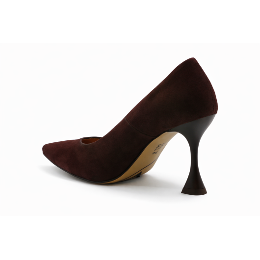 Czekoladowe czółenka zamszowe ESKA na obcasie – skóra naturalna