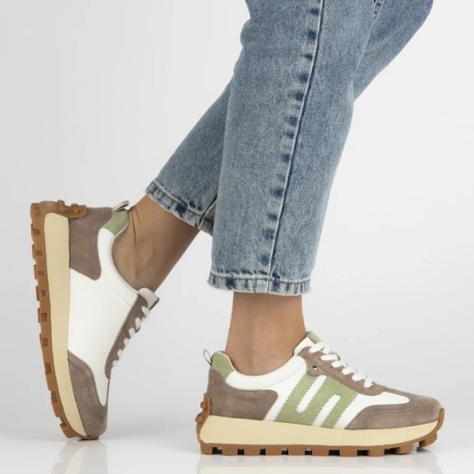 Skórzane sneakersy damskie Filippo biało-beżowe na platformie