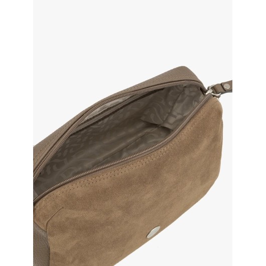 Skórzana torebka Ryłko – elegancja w minimalistycznym wydaniu