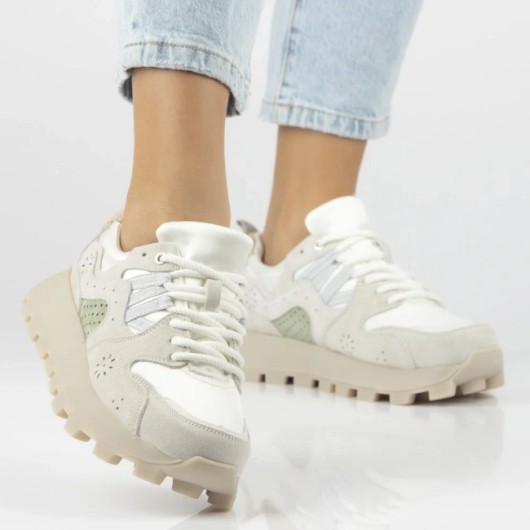 Skórzane sneakersy Filippo DP7560/26 WH GR – białe sneakersy damskie