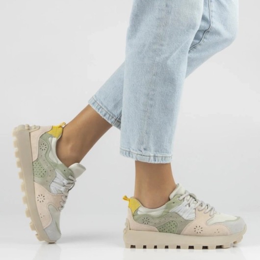 Skórzane sneakersy Filippo DP7560/26 GE BE – khaki sneakersy damskie