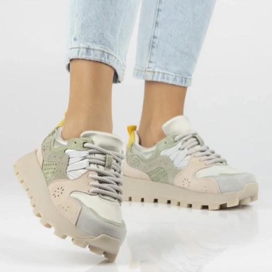Skórzane sneakersy Filippo DP7560/26 GE BE – khaki sneakersy damskie
