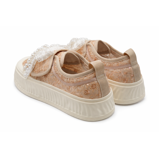 Sneakersy koronkowe Loretta Vitale – beżowe buty damskie na platformie z perełkami HIT