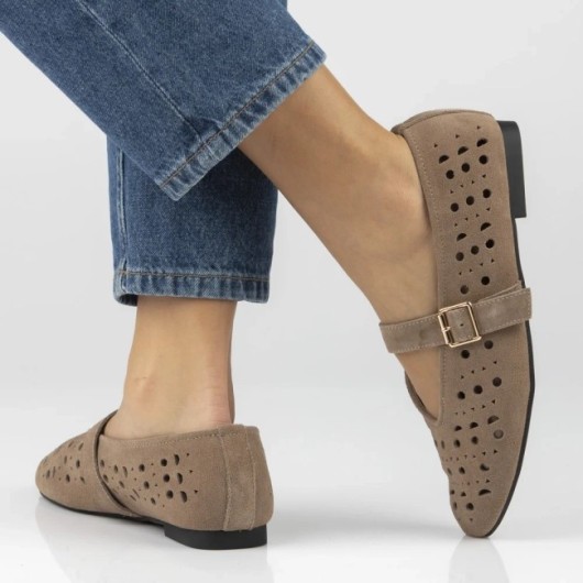 Skórzane baleriny Filippo DP7875/26 BE beżowe – ażurowe, lekkie i eleganckie