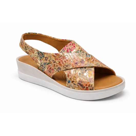 Sandały letnie Jaromin – skórzane na koturnie