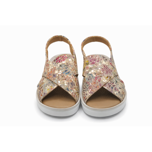 Sandały letnie Jaromin – skórzane na koturnie