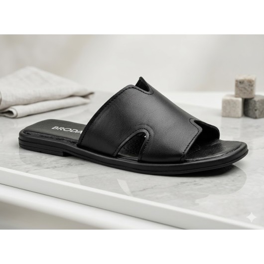 Damskie Klapki Skórzane BRODACZ – Czarne, Eleganckie Klapki z Wycięciami