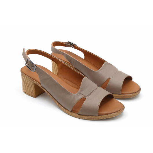 Skórzane sandały damskie na obcasie RIXA – wygodne i stylowe