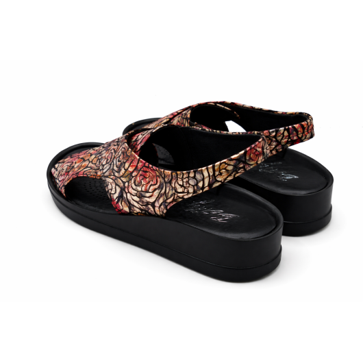 Sandały damskie Brodacz na koturnie – lekkie, wygodne, kolorowe sandały letnie