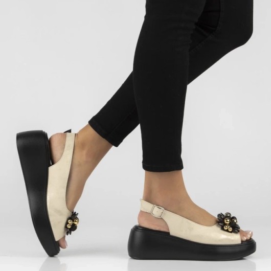 Skórzane sandały damskie Filippo DS7577-26-GO złote – platforma, eleganckie