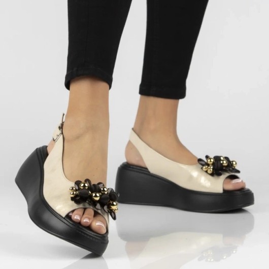Skórzane sandały damskie Filippo DS7577-26-GO złote – platforma, eleganckie